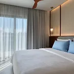 מלון Porto Perla