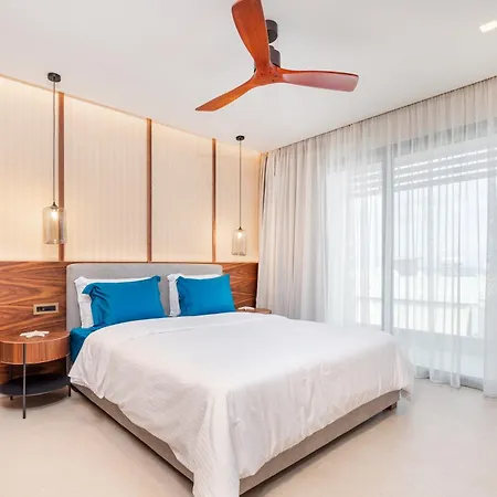 Porto Perla Hotell *