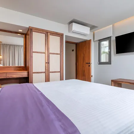 Porto Perla Hotell