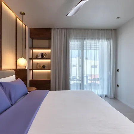 Porto Perla Hotell *