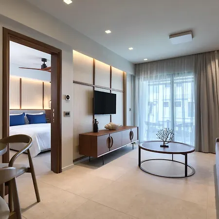 Porto Perla Hotel *