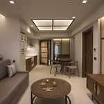 Porto Perla Hotel *