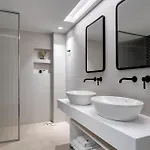 Porto Perla *